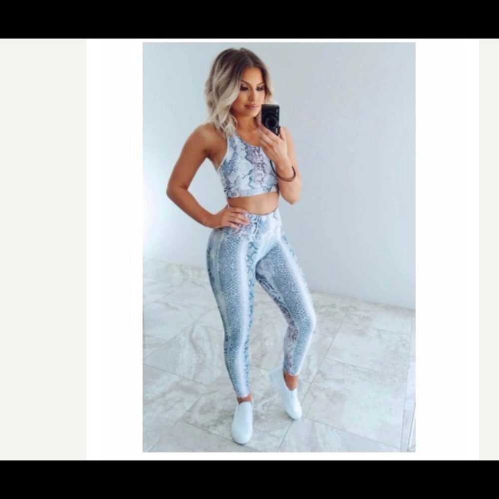 Snakeskin Legging and Sports Bra Yoga Set
